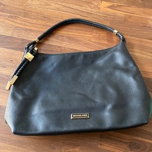 SALE! Michael Kors tote bag